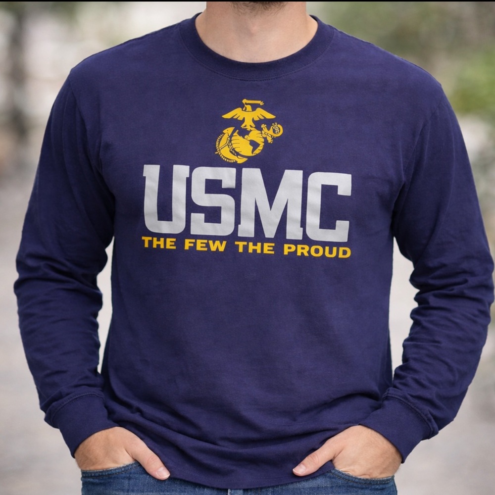 The Marine Shop USMC Athletic Crewneck Long Sleeve The few the proud size Medium